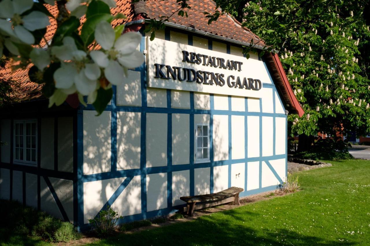 Hotel Knudsens Gaard Odense Esterno foto