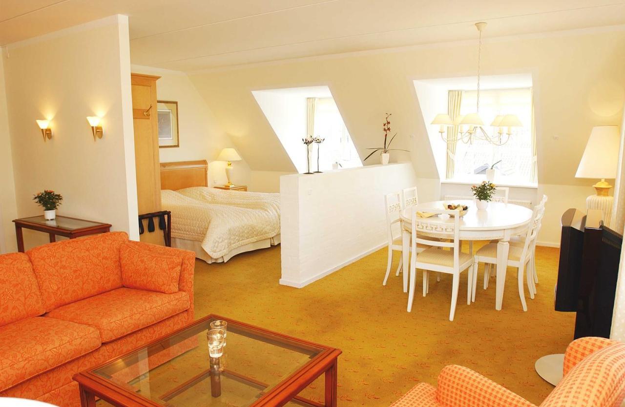 Hotel Knudsens Gaard Odense Esterno foto